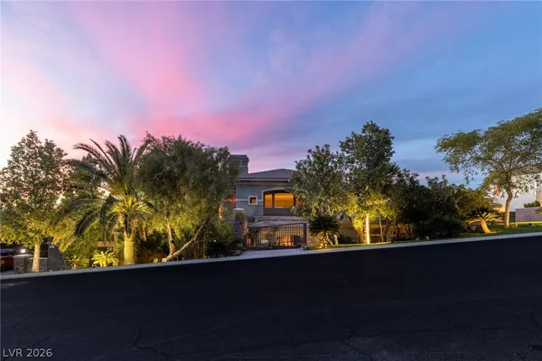 $10,750,000 | 1520 MacDonald Ranch Drive, Henderson, NV 89012