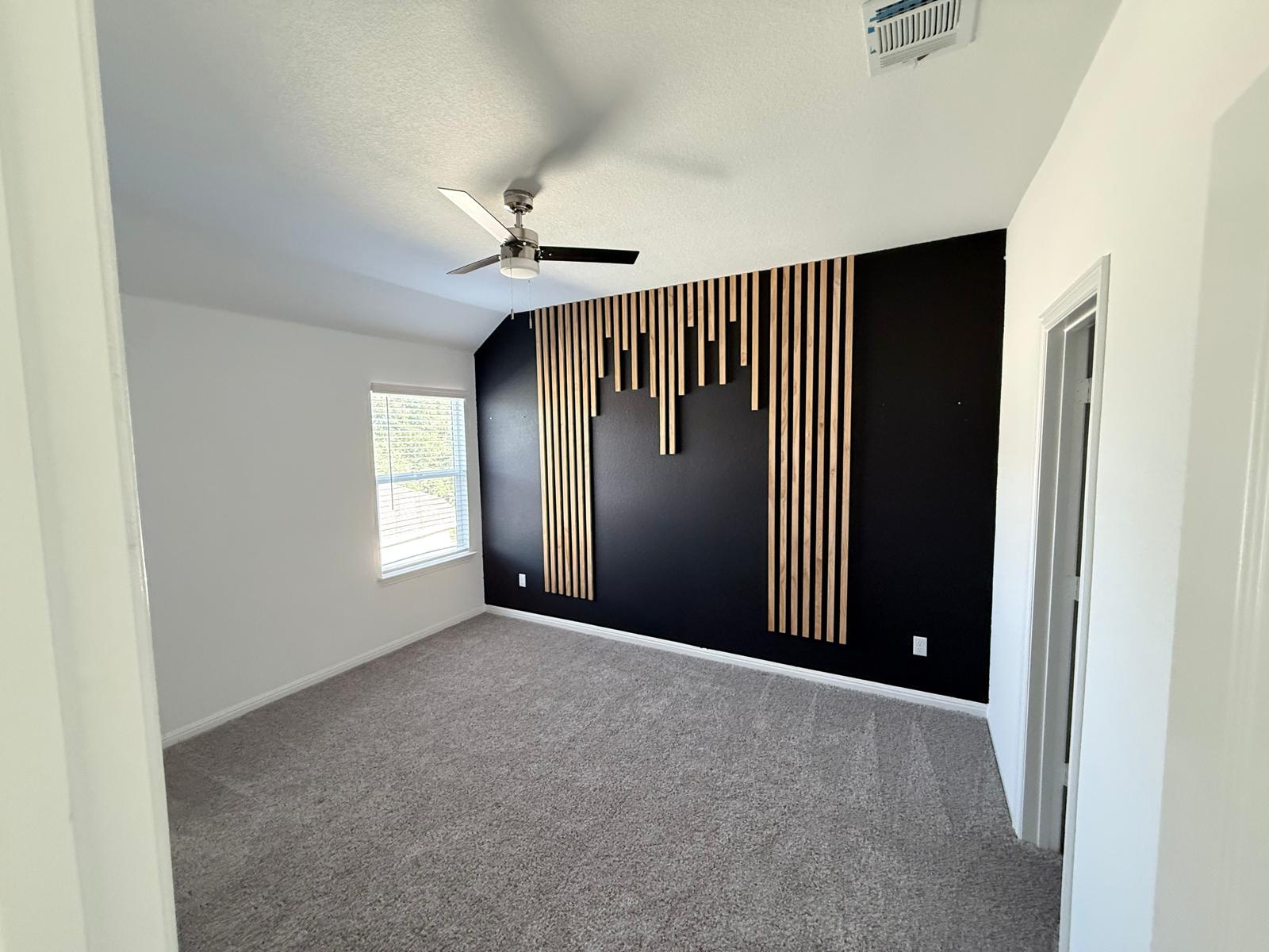 160 Venti Cove Georgetown, TX 78628 - Photo 32 of 40 a view of a hallway with windows