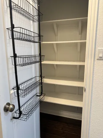 an empty room with a empty space