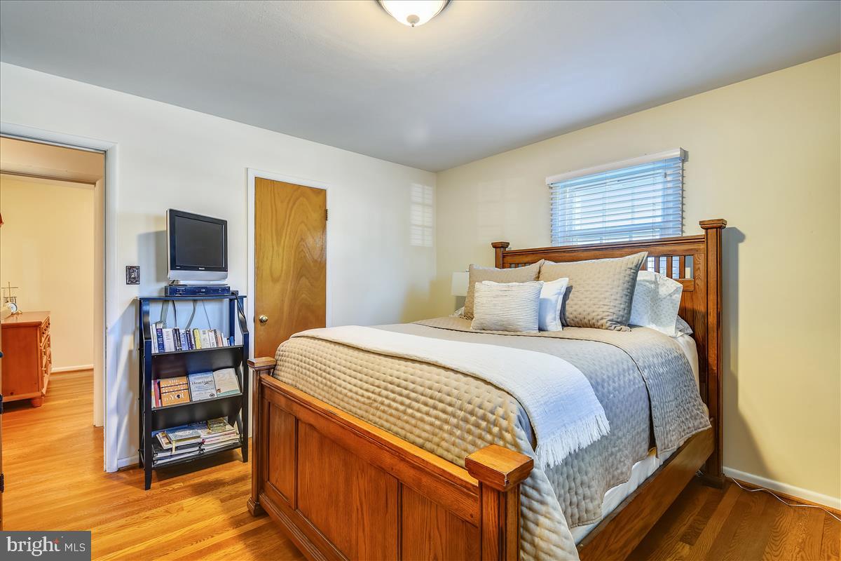 101 Ridgely Road Glen Burnie, MD 21061 - Photo 22 of 43 Main Bedroom