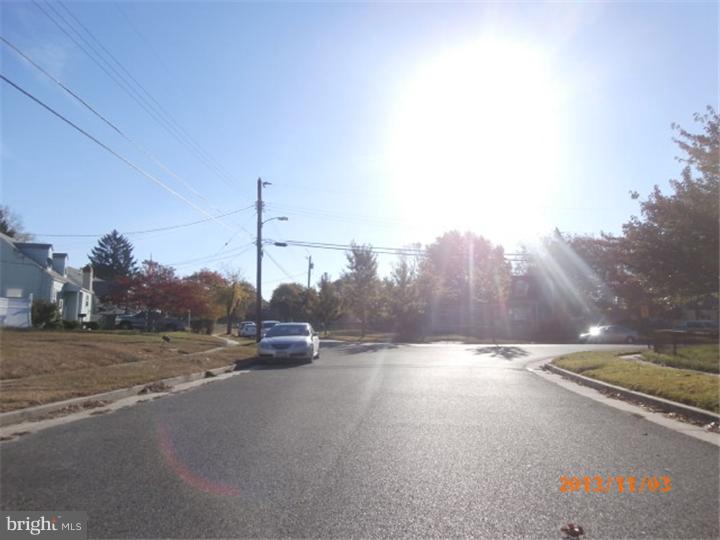 2017 South Brighton Avenue Lindenwold, NJ 08021 - Photo 2 of 13