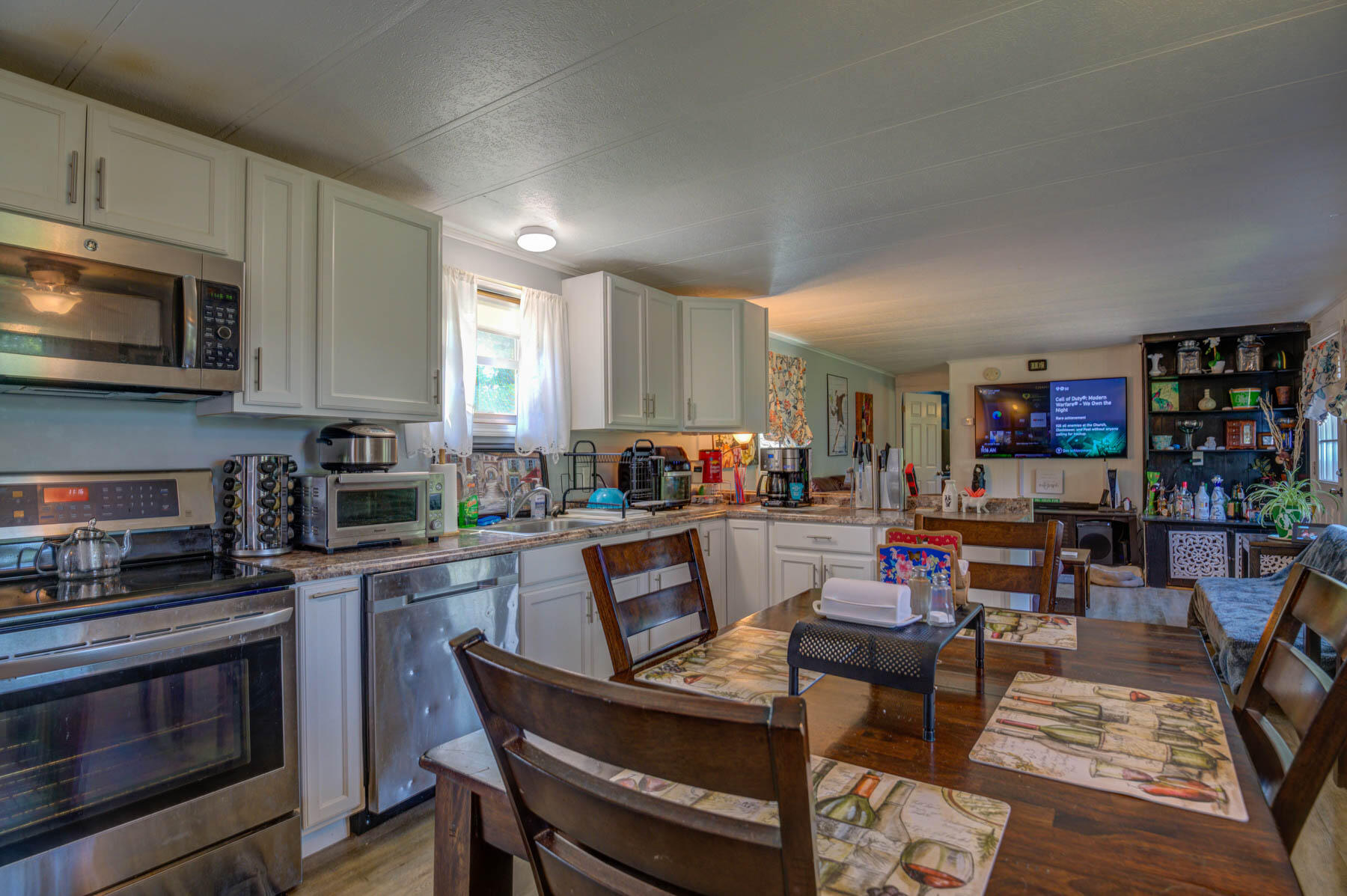 86 Center Road Gray, ME 04039 - Photo 2 of 38 2