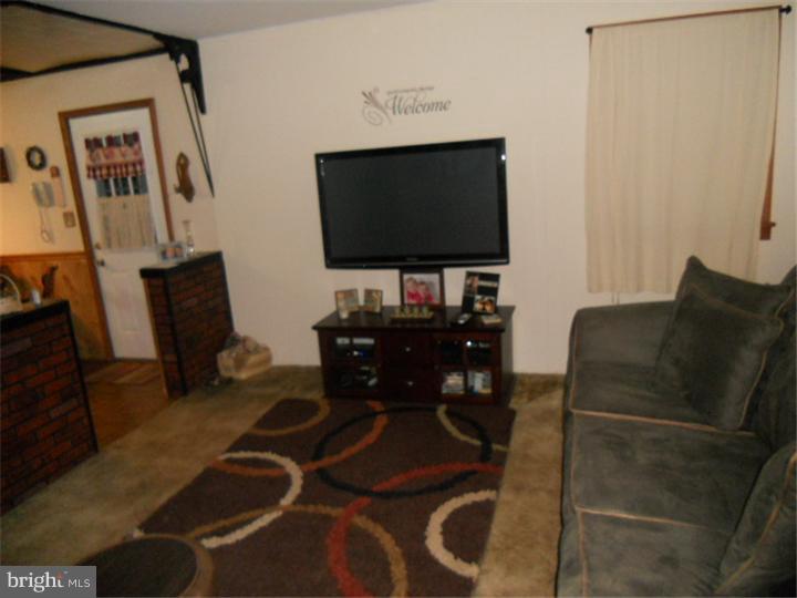 823 Mt Road Burlington, NJ 08016 - Photo 9 of 10 Gallery Image 9