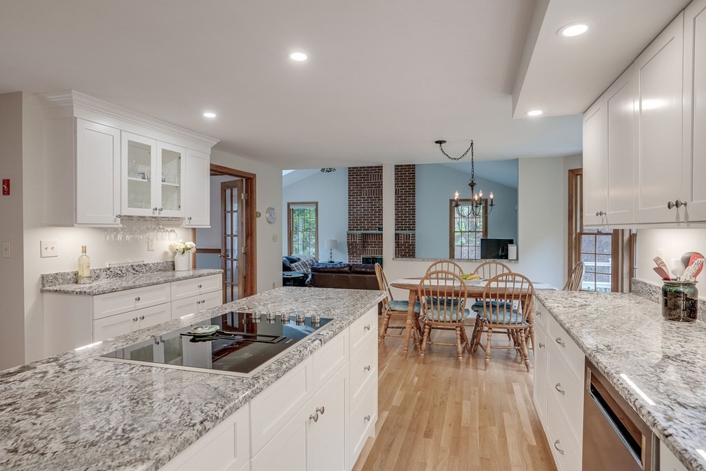 10 Washington Road Windham, NH 03087 - Photo 19 of 42