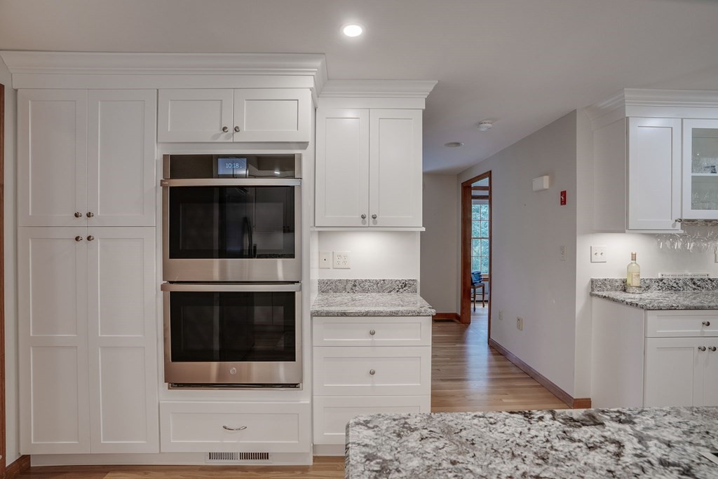 10 Washington Road Windham, NH 03087 - Photo 20 of 42