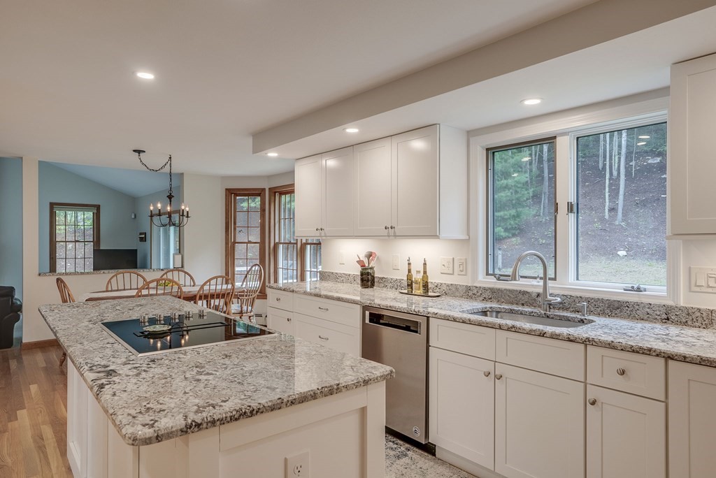 10 Washington Road Windham, NH 03087 - Photo 21 of 42