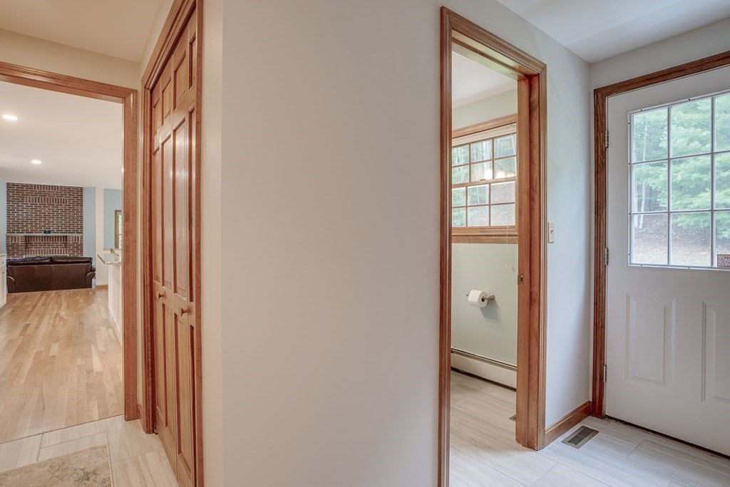 10 Washington Road Windham, NH 03087 - Photo 22 of 42