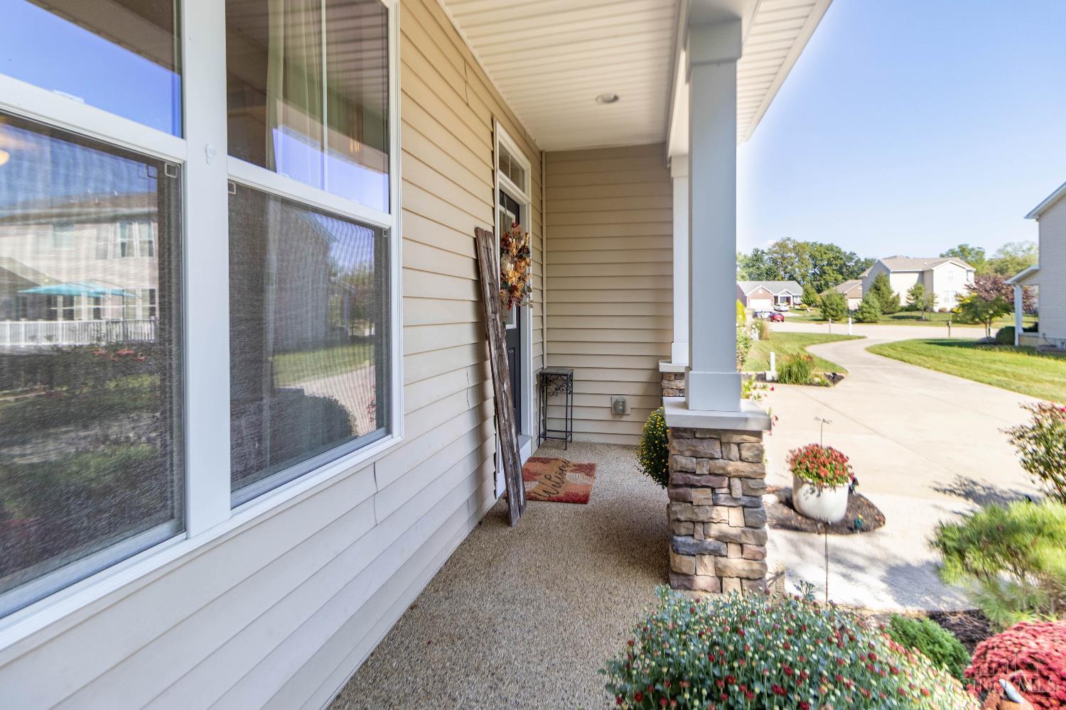 880 Sunrise Ridge Court Maineville, OH 45039 - Photo 9 of 54