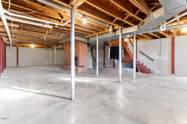 a view of empty room