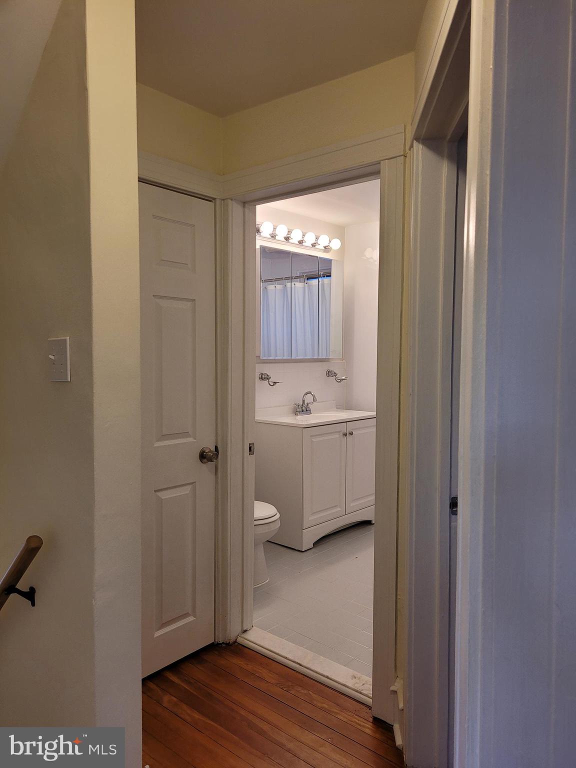 104 Woodbine Road Havertown, PA 19083 - Photo 35 of 45 Hallway