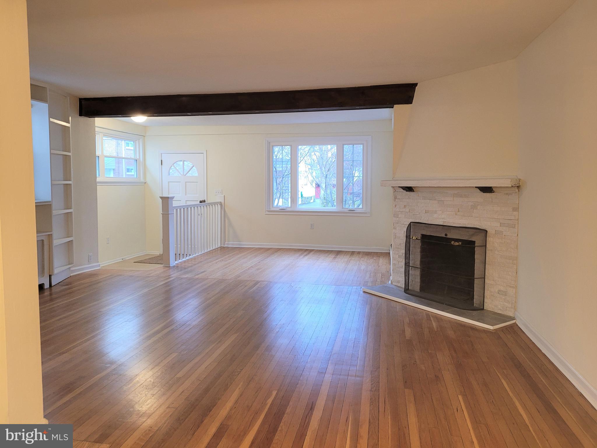104 Woodbine Road Havertown, PA 19083 - Photo 10 of 45 Living Room