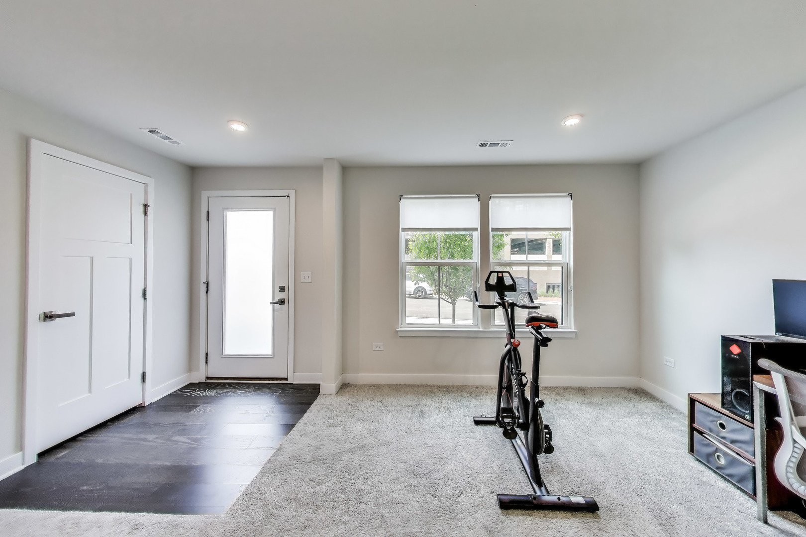 205 Dawson Drive Mount Prospect, IL 60056 - Photo 3 of 28 a view of a room with gym equipment