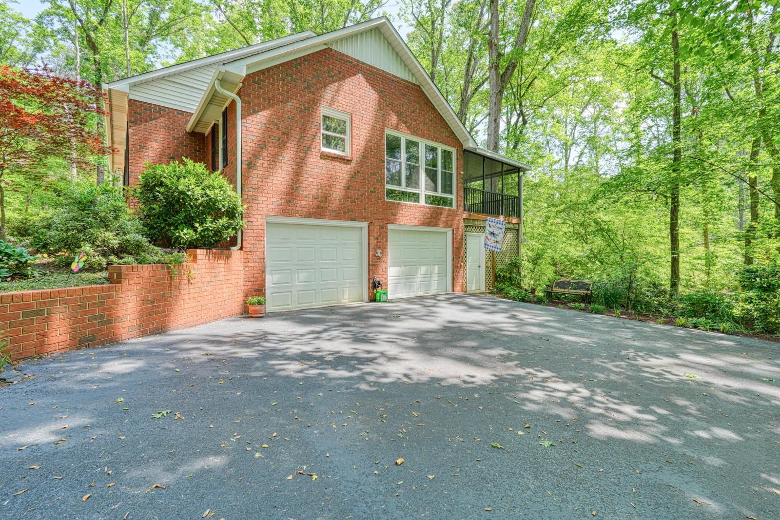 260 State Rd S-42-2198 Inman, SC 29349 - Photo 2 of 50