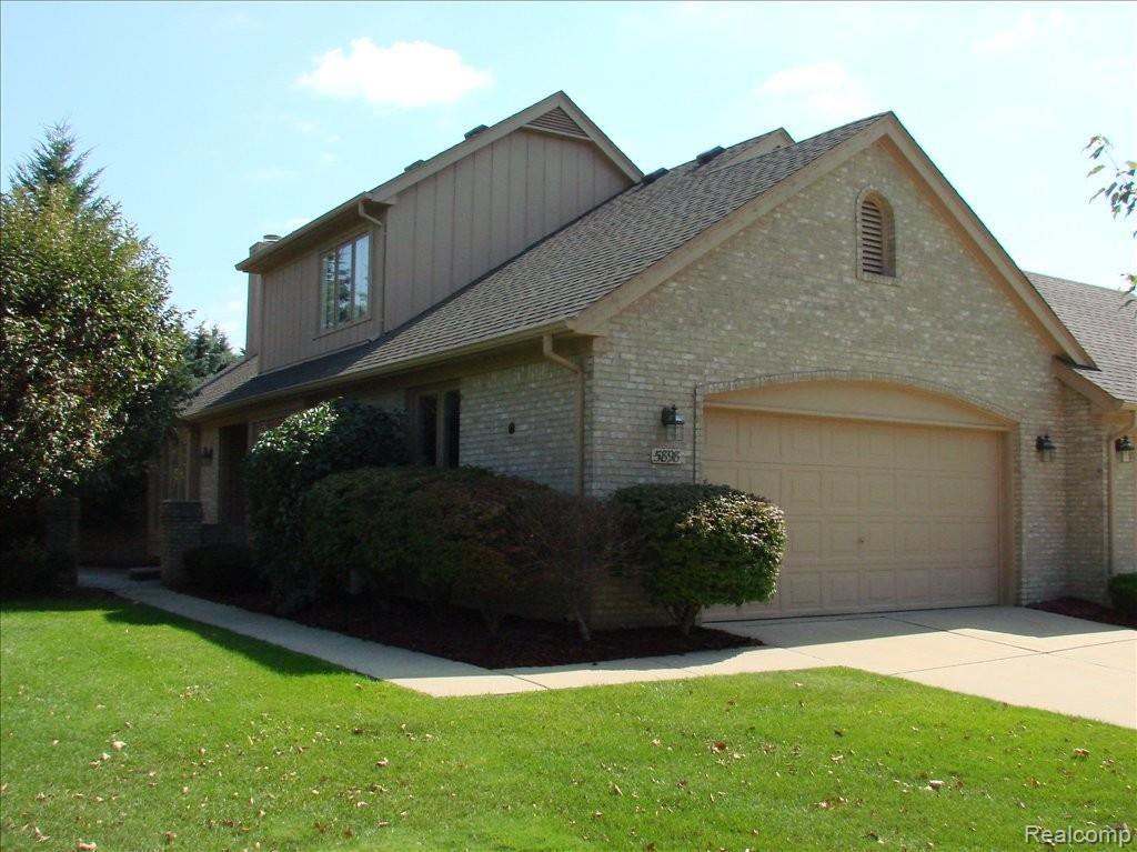 5898 Dawn Ridge Drive, Unit 101 Troy, MI 48098 - Photo 1 of 18 5898 Dawn Ridge