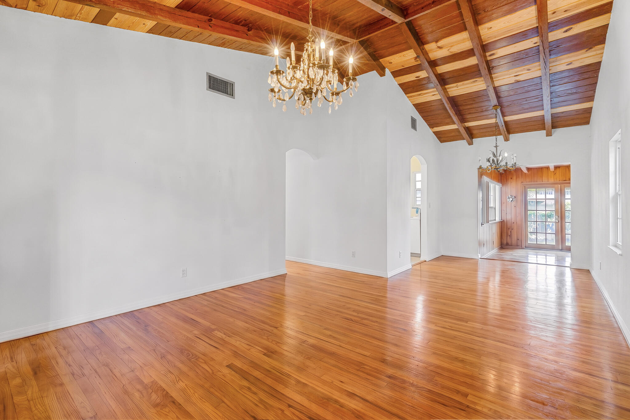 331 Tamiami Canal Road Miami, FL 33144 - Photo 8 of 42 9-web-or-mls-09 (1)