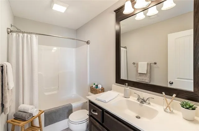 $999,000 | 15701 Canterbury Street, Overland Park, KS 66224