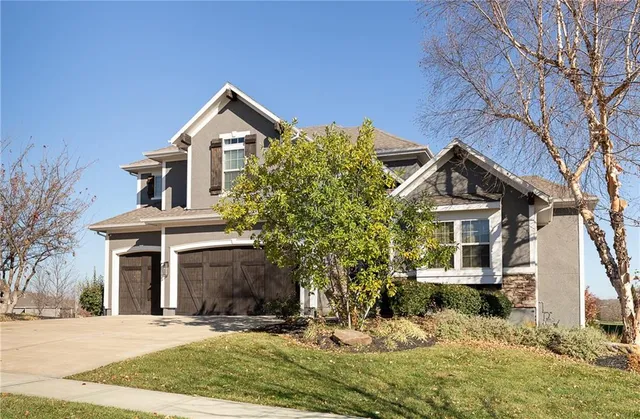 $999,000 | 15701 Canterbury Street, Overland Park, KS 66224