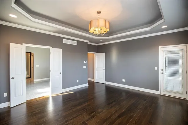 $999,000 | 15701 Canterbury Street, Overland Park, KS 66224