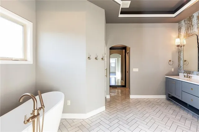 $999,000 | 15701 Canterbury Street, Overland Park, KS 66224