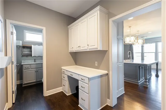 $999,000 | 15701 Canterbury Street, Overland Park, KS 66224