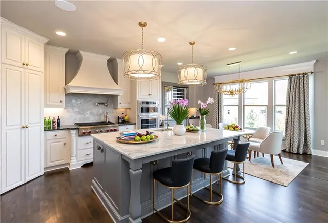 $999,000 | 15701 Canterbury Street, Overland Park, KS 66224