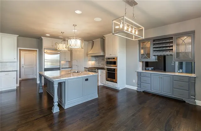 $999,000 | 15701 Canterbury Street, Overland Park, KS 66224