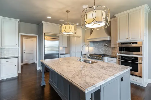 $999,000 | 15701 Canterbury Street, Overland Park, KS 66224