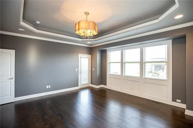 $999,000 | 15701 Canterbury Street, Overland Park, KS 66224