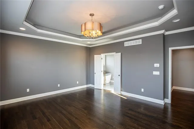 $999,000 | 15701 Canterbury Street, Overland Park, KS 66224