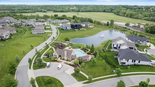$999,000 | 15701 Canterbury Street, Overland Park, KS 66224