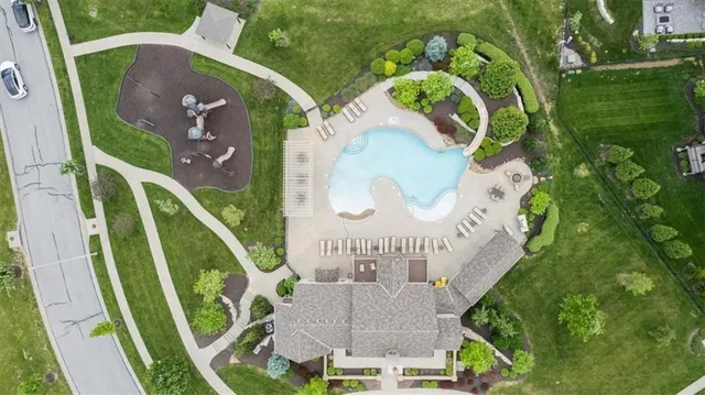 $999,000 | 15701 Canterbury Street, Overland Park, KS 66224