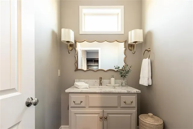 $999,000 | 15701 Canterbury Street, Overland Park, KS 66224