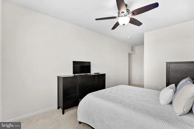 $520,000 | 23305 Milltown Knoll Square, Unit 113, Ashburn, VA 20148