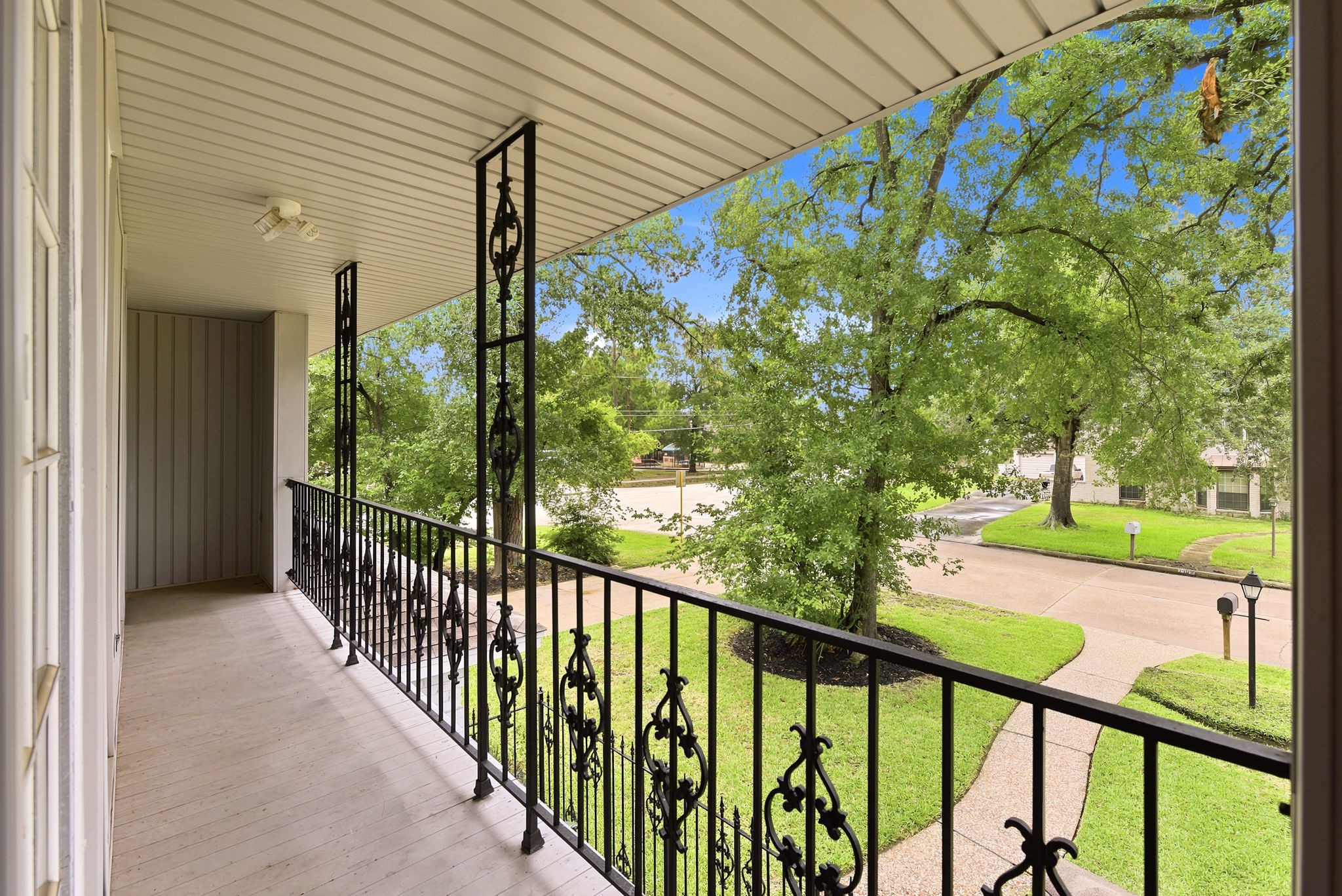 7902 Lichen Lane Spring, TX 77379 - Photo 37 of 42