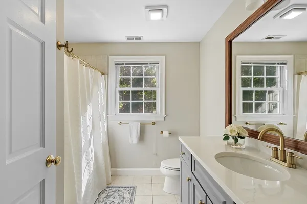 $1,325,000 | 27 Garfield Avenue, Danvers, MA 01923