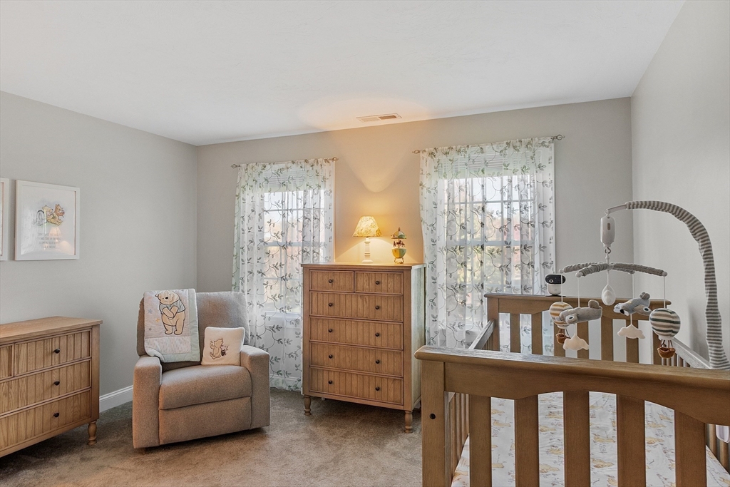 27 Garfield Avenue Danvers, MA 01923 - Photo 30 of 41