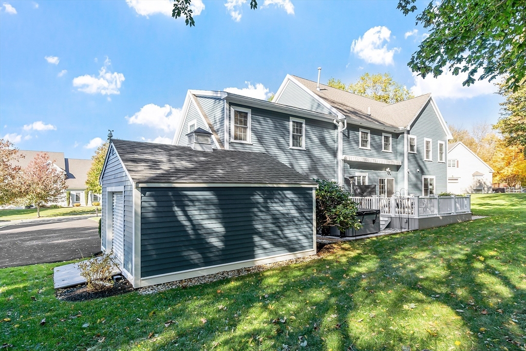 27 Garfield Avenue Danvers, MA 01923 - Photo 5 of 41