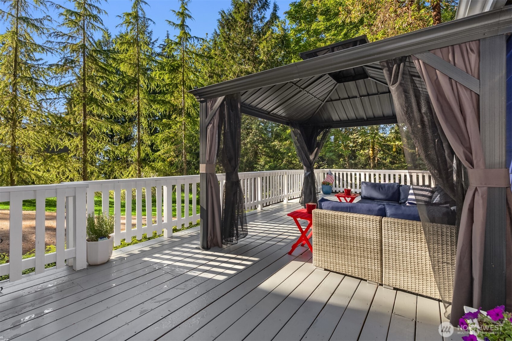 8480 Hansen Road Northeast Bainbridge Island, WA 98110 - Photo 5 of 26
