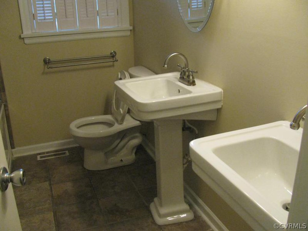 3115 Northside Road Roanoke, VA 24019 - Photo 9 of 15 Gallery Image 9