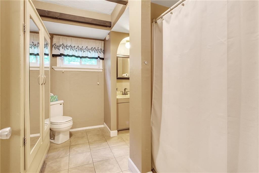 3080 Woodland Road Ambridge, PA 15003 - Photo 11 of 24 Gallery Image 11