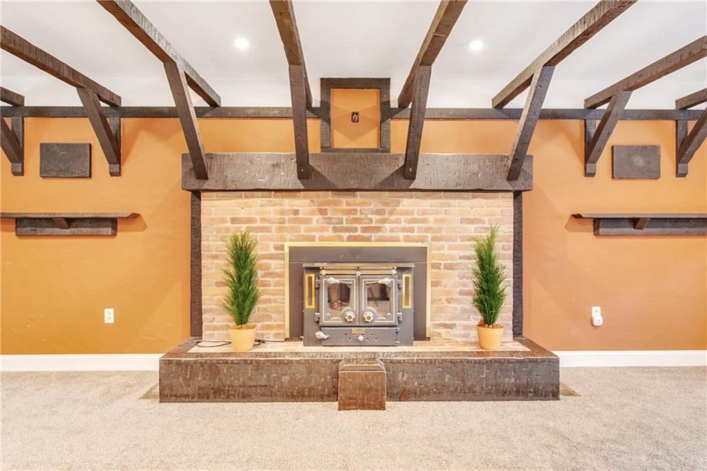 3080 Woodland Road Ambridge, PA 15003 - Photo 4 of 24 Gallery Image 4