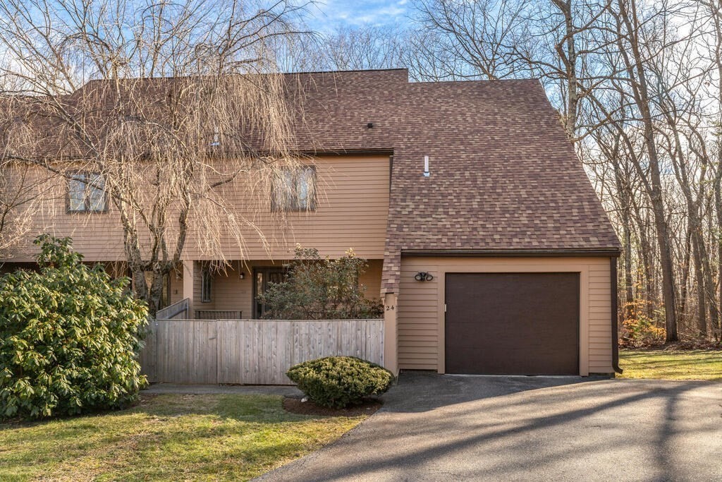 24 Danforth Way, Unit 24 Franklin, MA 02038 - Photo 1 of 30