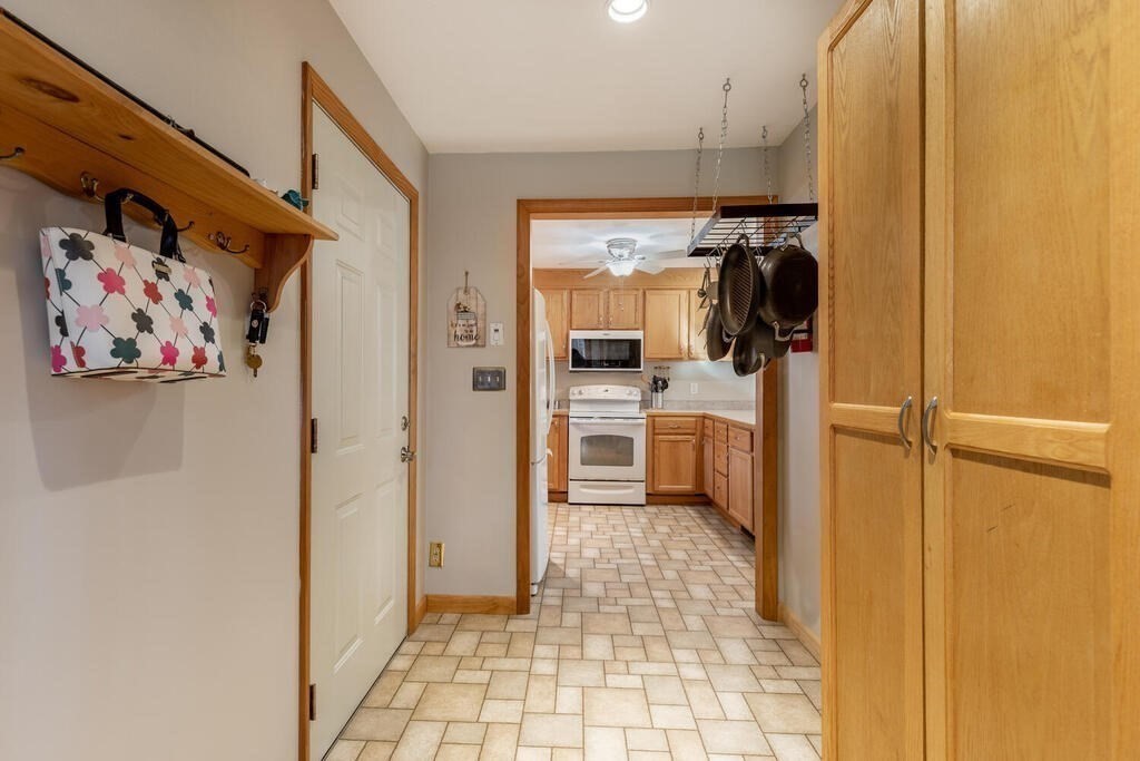 24 Danforth Way, Unit 24 Franklin, MA 02038 - Photo 16 of 30