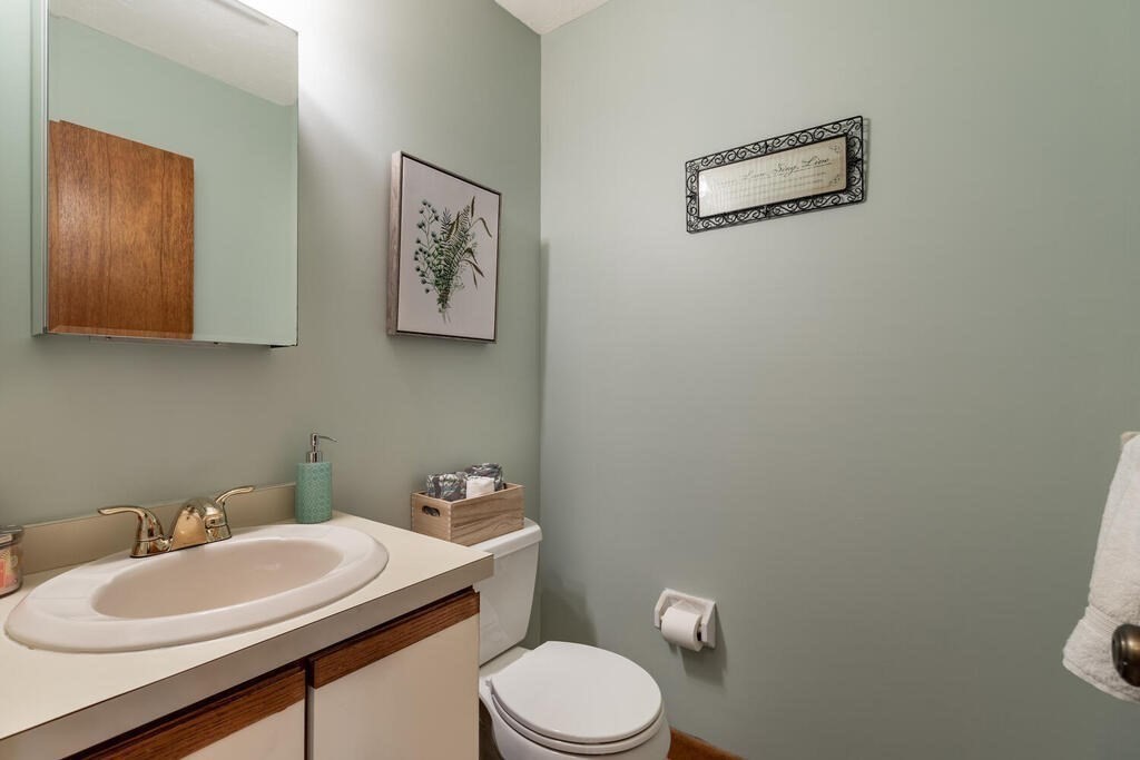 24 Danforth Way, Unit 24 Franklin, MA 02038 - Photo 4 of 30