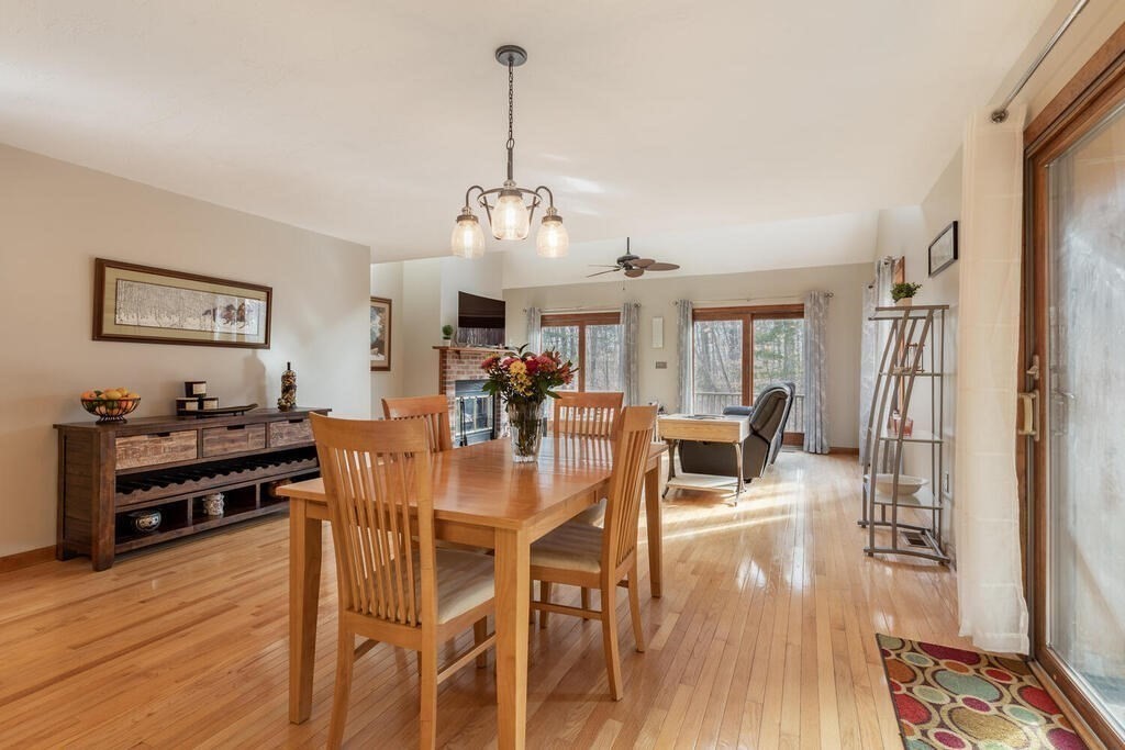 24 Danforth Way, Unit 24 Franklin, MA 02038 - Photo 6 of 30