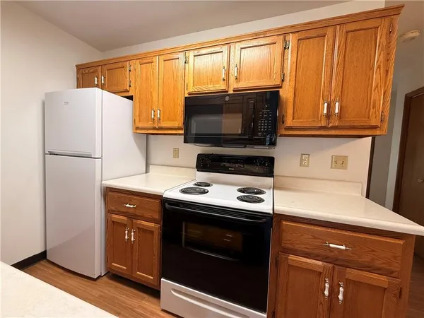 $169,900 | 504 Holly Court, Saxonburg, PA 16056