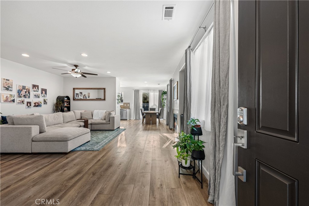 1332 Cellini Court Tehachapi, CA 93561 - Photo 6 of 50