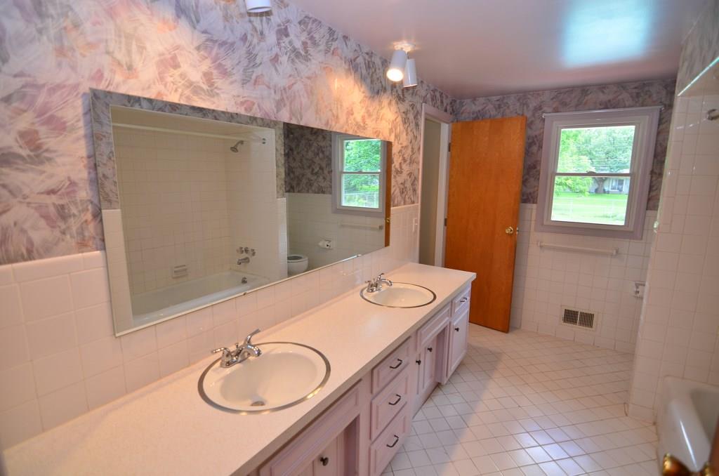 5701 North Rural Street Indianapolis, IN 46220 - Photo 12 of 20 Gallery Image 12