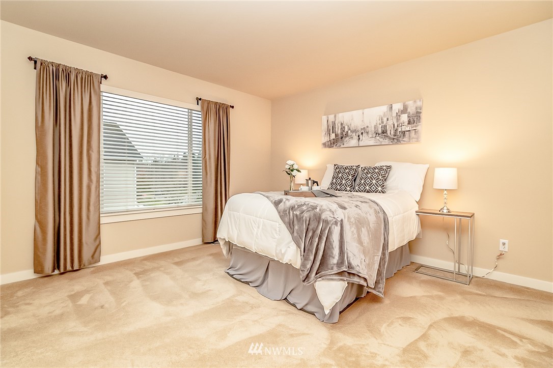 16604 38th Avenue Southeast Bothell, WA 98012 - Photo 16 of 40 Gallery Image 16