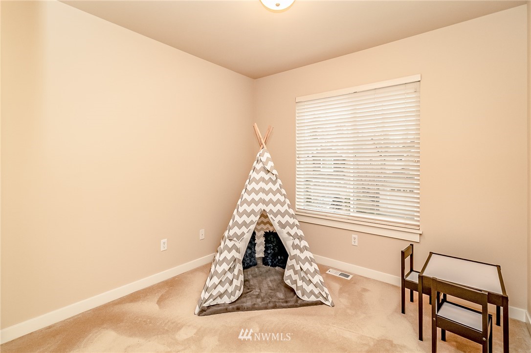 16604 38th Avenue Southeast Bothell, WA 98012 - Photo 25 of 40 Gallery Image 25